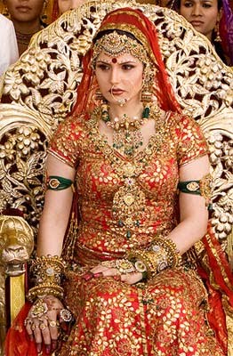 Actress Hot Hot Photos: Zarine Khan Hot