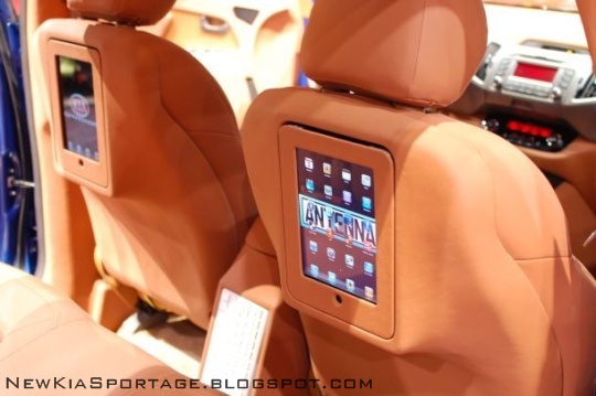 KIA Sportage 2011 Work & Play : SEMA 2010