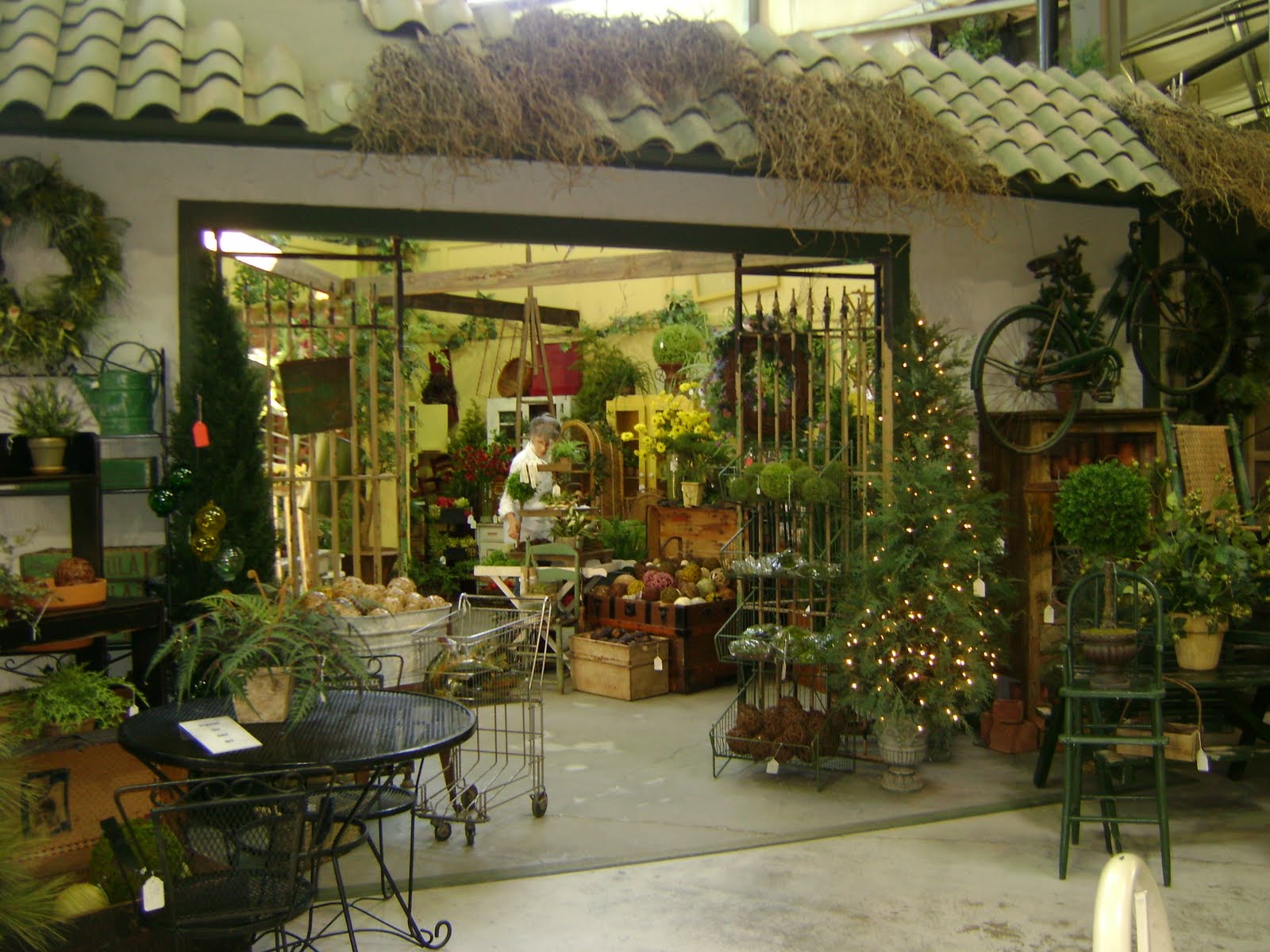 Lakewood 400 Antiques Market The Potting Shed.......Carole Berg......