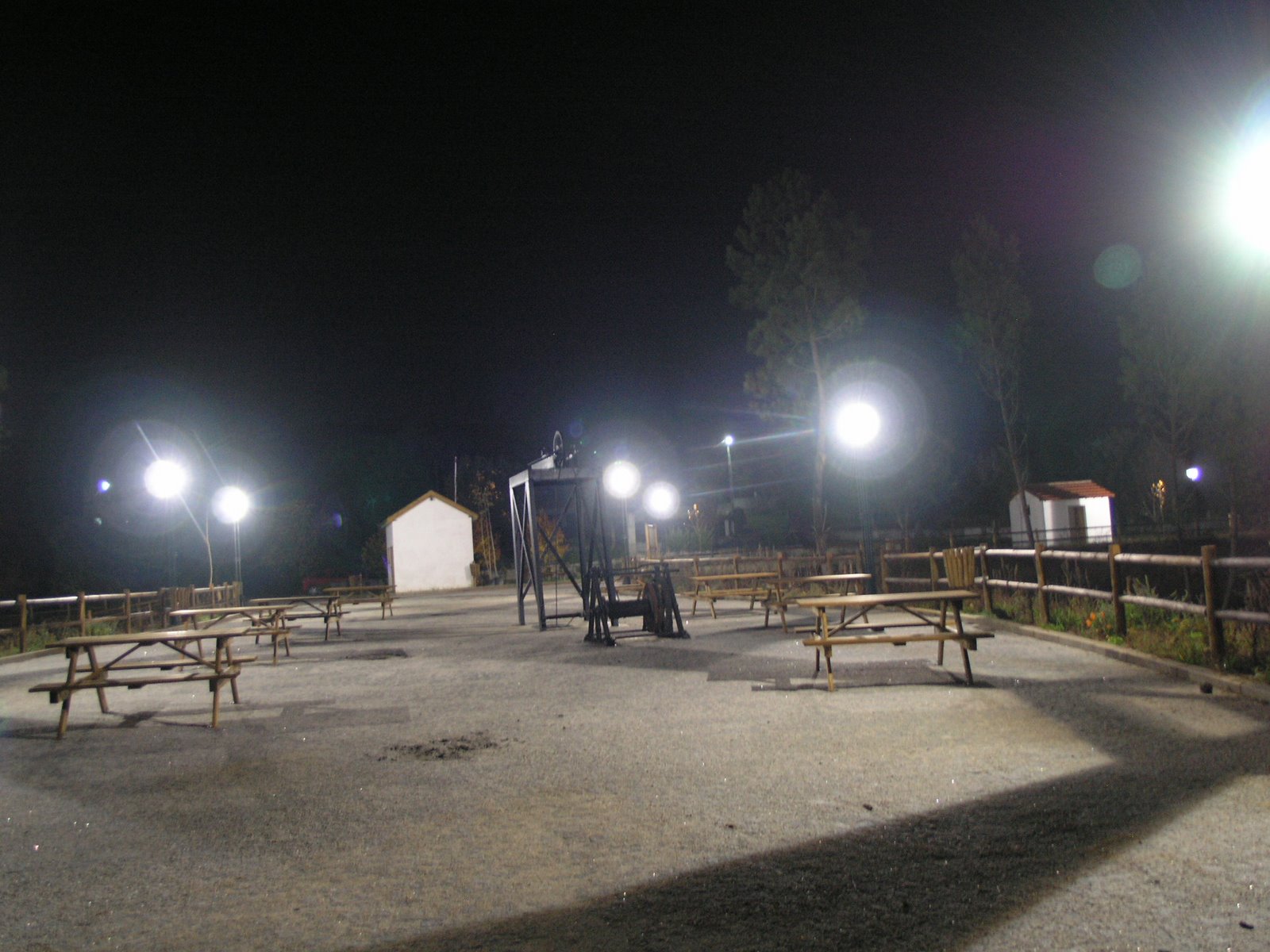 [PB117046.JPG]