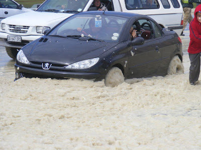 pictures of the 2008 storm that hit cape town south africa