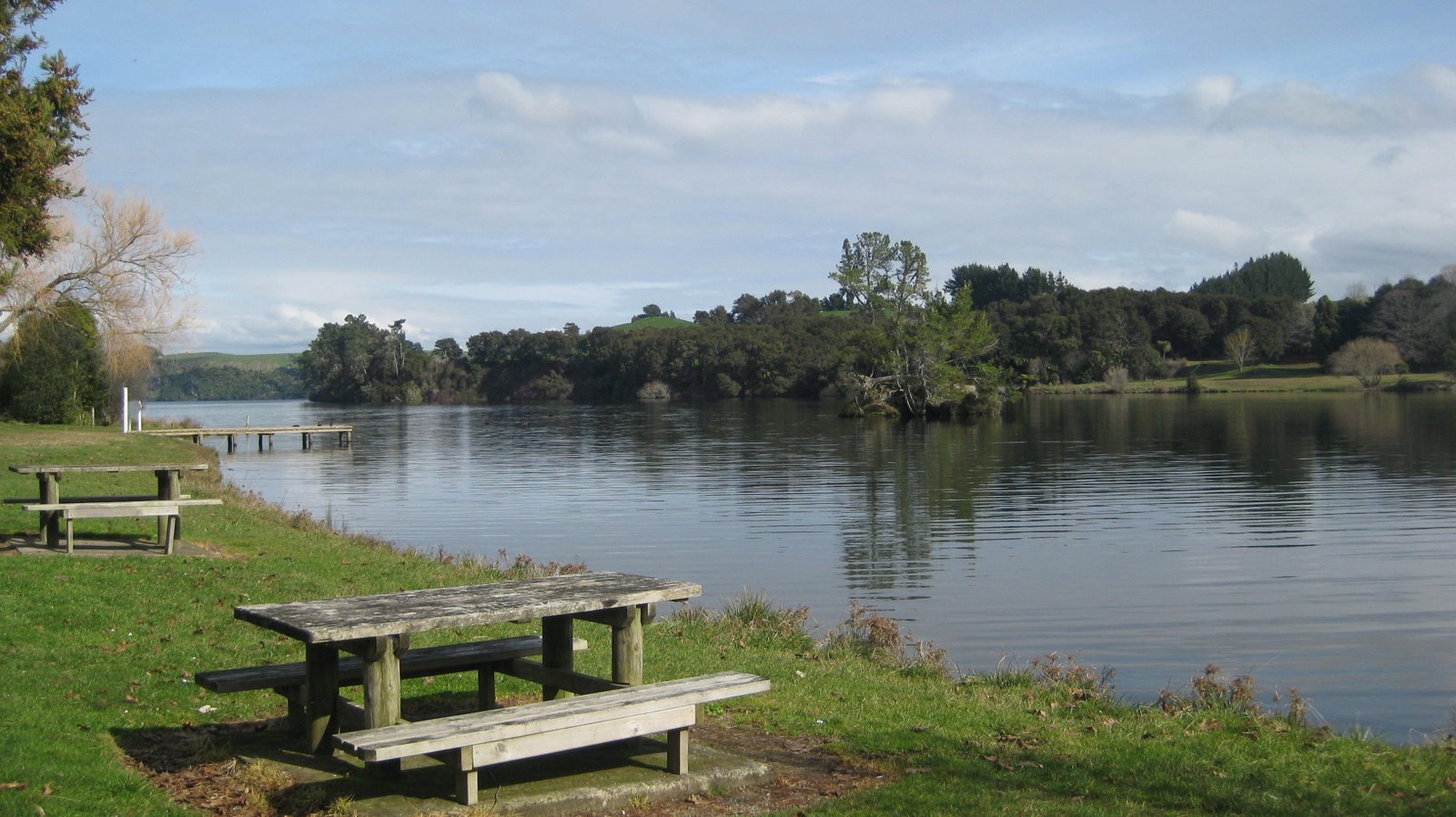 Sempiterna Me..... Jones Landing ..Lake Arapuni on the Waikato River..