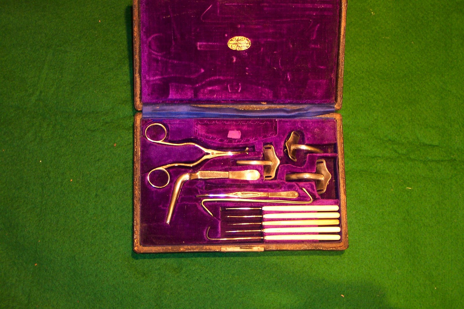 [PEDIATRIC+TRACHEOTOMY+SET+100_0675.jpg]