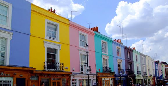 [colour-is-contagious5773.jpg]