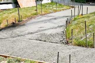 [front-sidewalk-kalynskitchen.jpg]