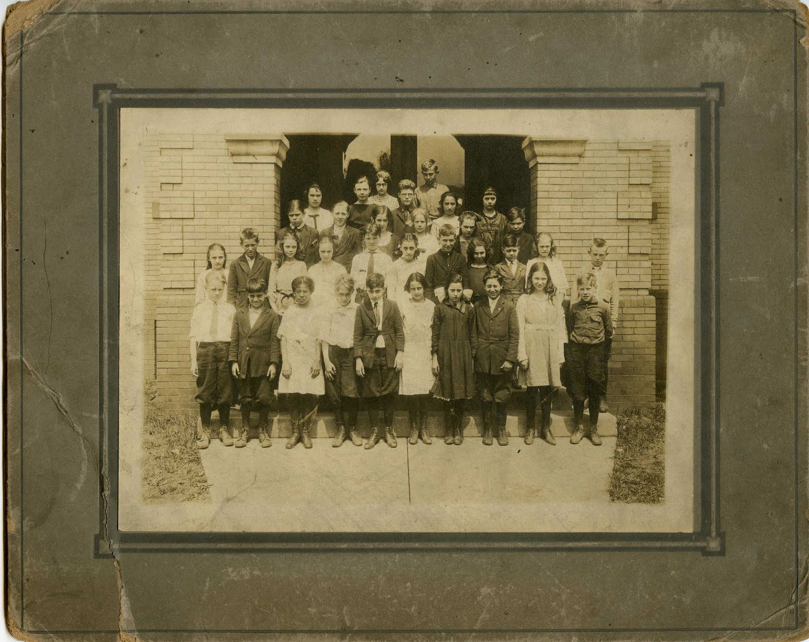 Family Photographs 6th grade class, Third Ward School, New Brighton