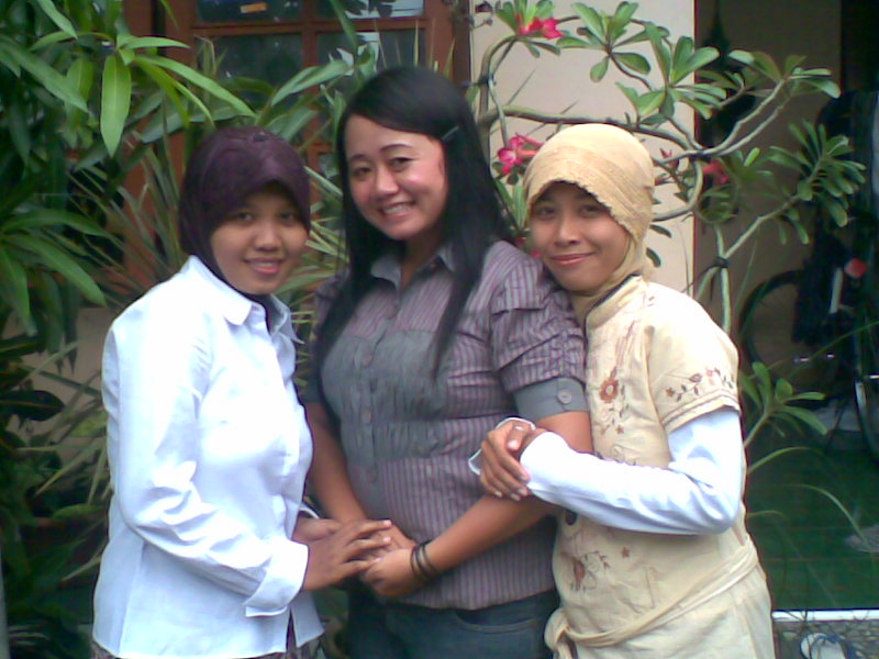 [Putih_hitam_putih.jpg]