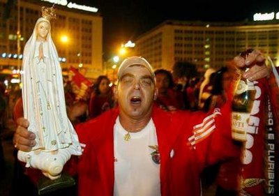 Adeptos-do-Benfica-fizeram-a-sua-festa-II.jpg