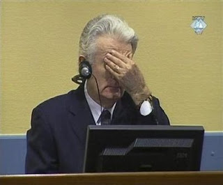 Radovan+Karadzic+(shaven)+in+the+Hague+Courtroom.jpg