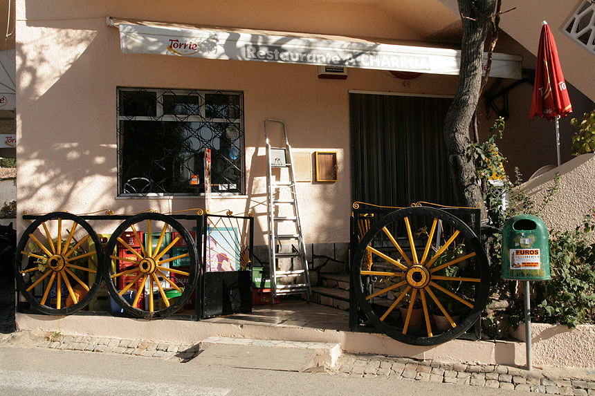 [IMG_2762.jpg]