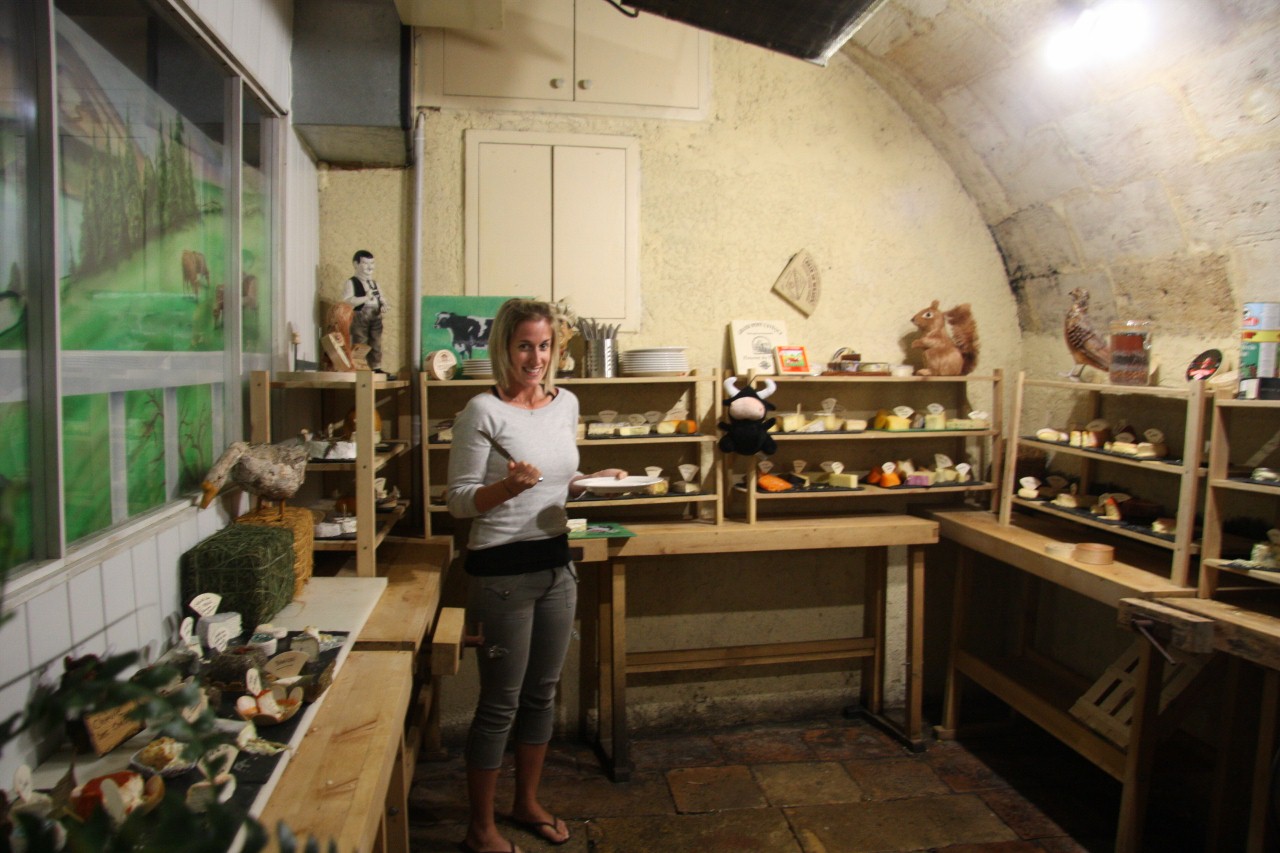 [France+080+(1280x853).jpg]