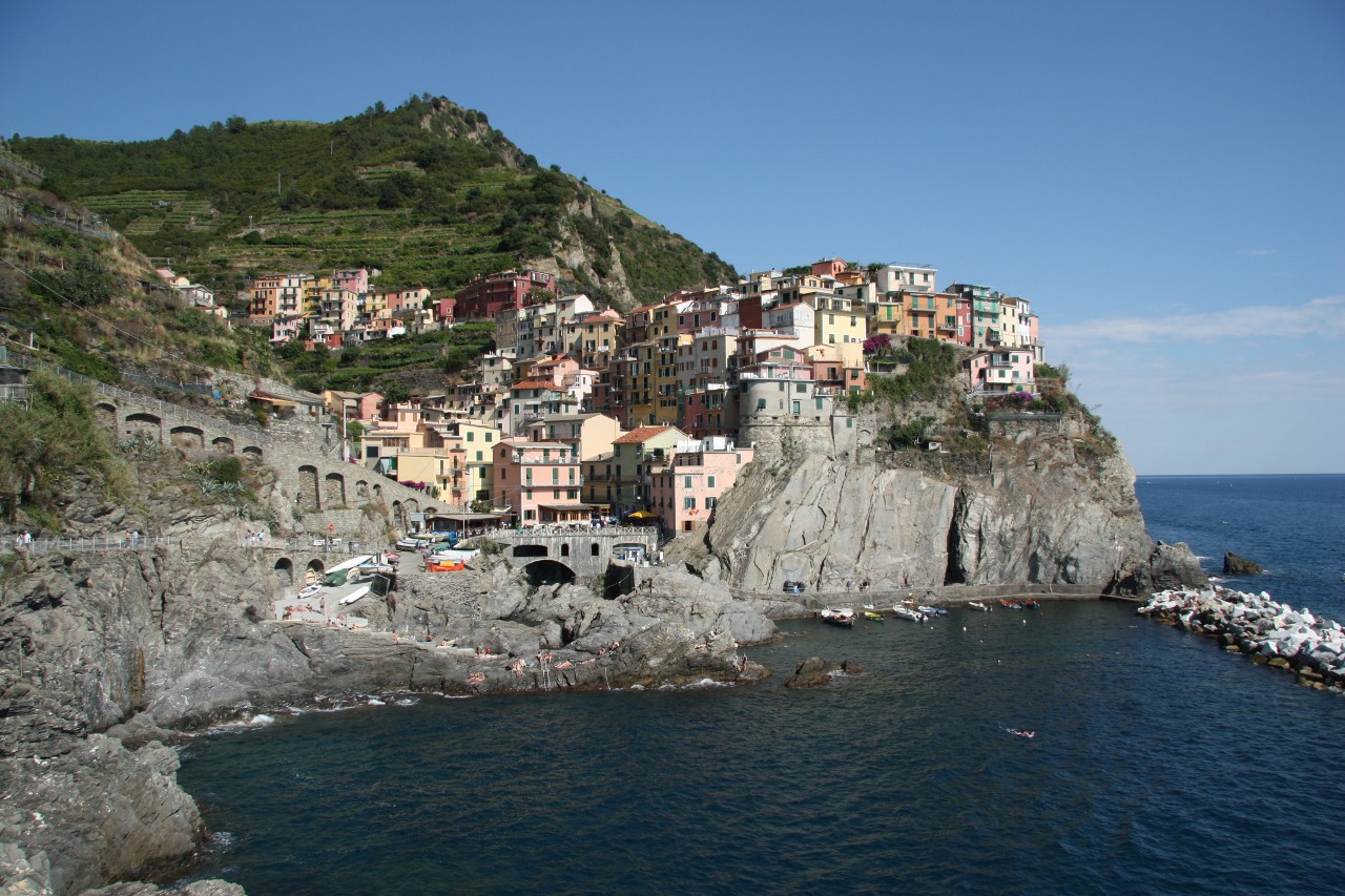 [Cinque+Terre,+Italy+094+(1280x853).jpg]