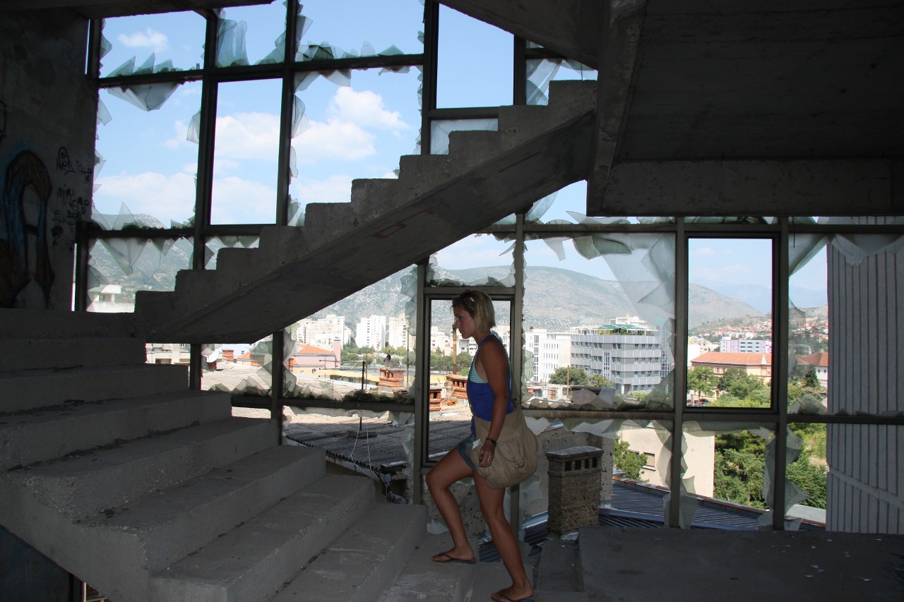 [Mostar+Bosnia+192+(1280x853).jpg]