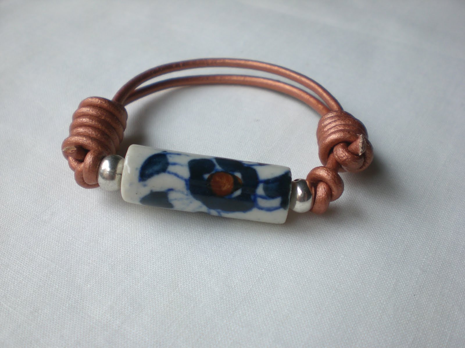 [collares+019.JPG]