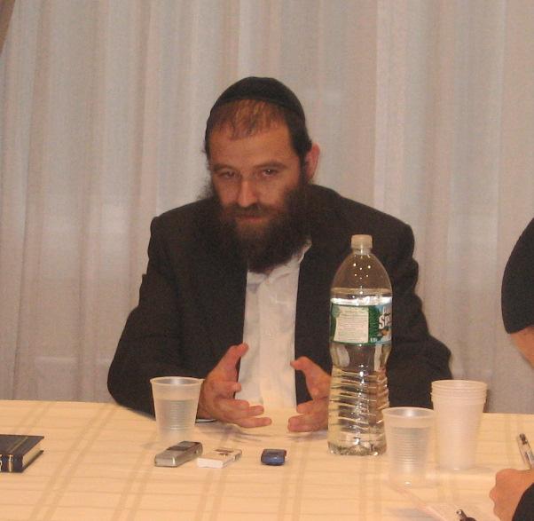 [rav+shwartz+bilvavi.JPG]