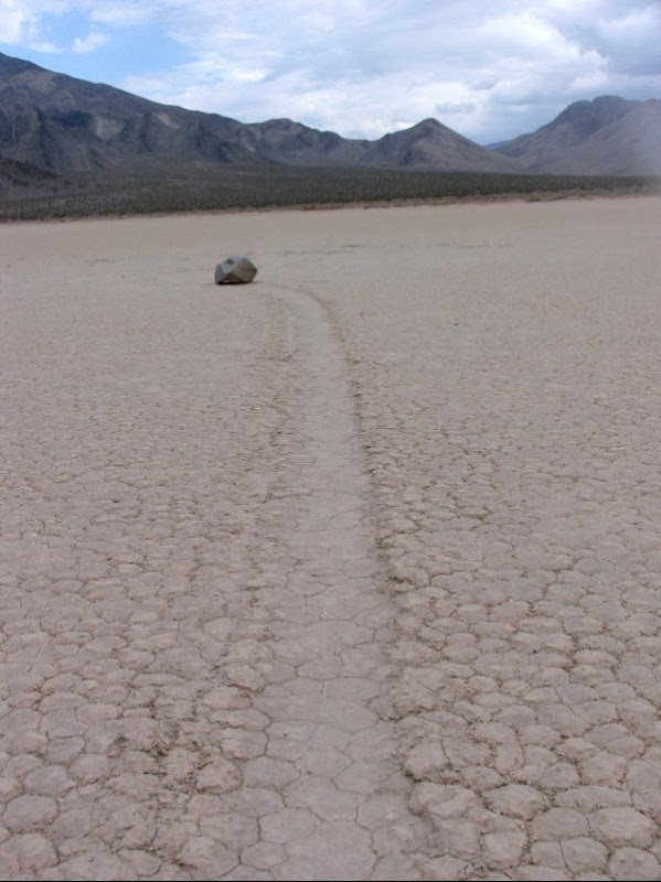 Sailing Stones, as pedras que andam