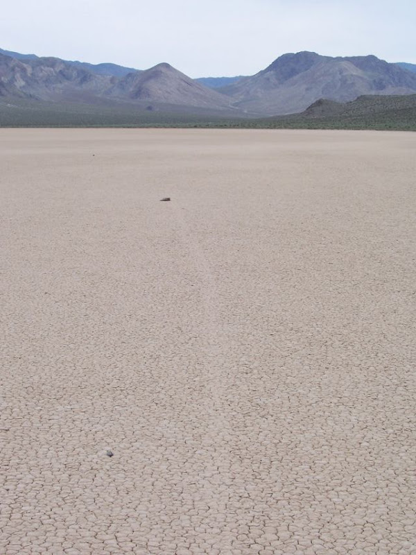 Sailing Stones, as pedras que andam