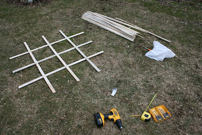 heirloom gardener: How to Build a Planting Grid for Square Foot Gardening