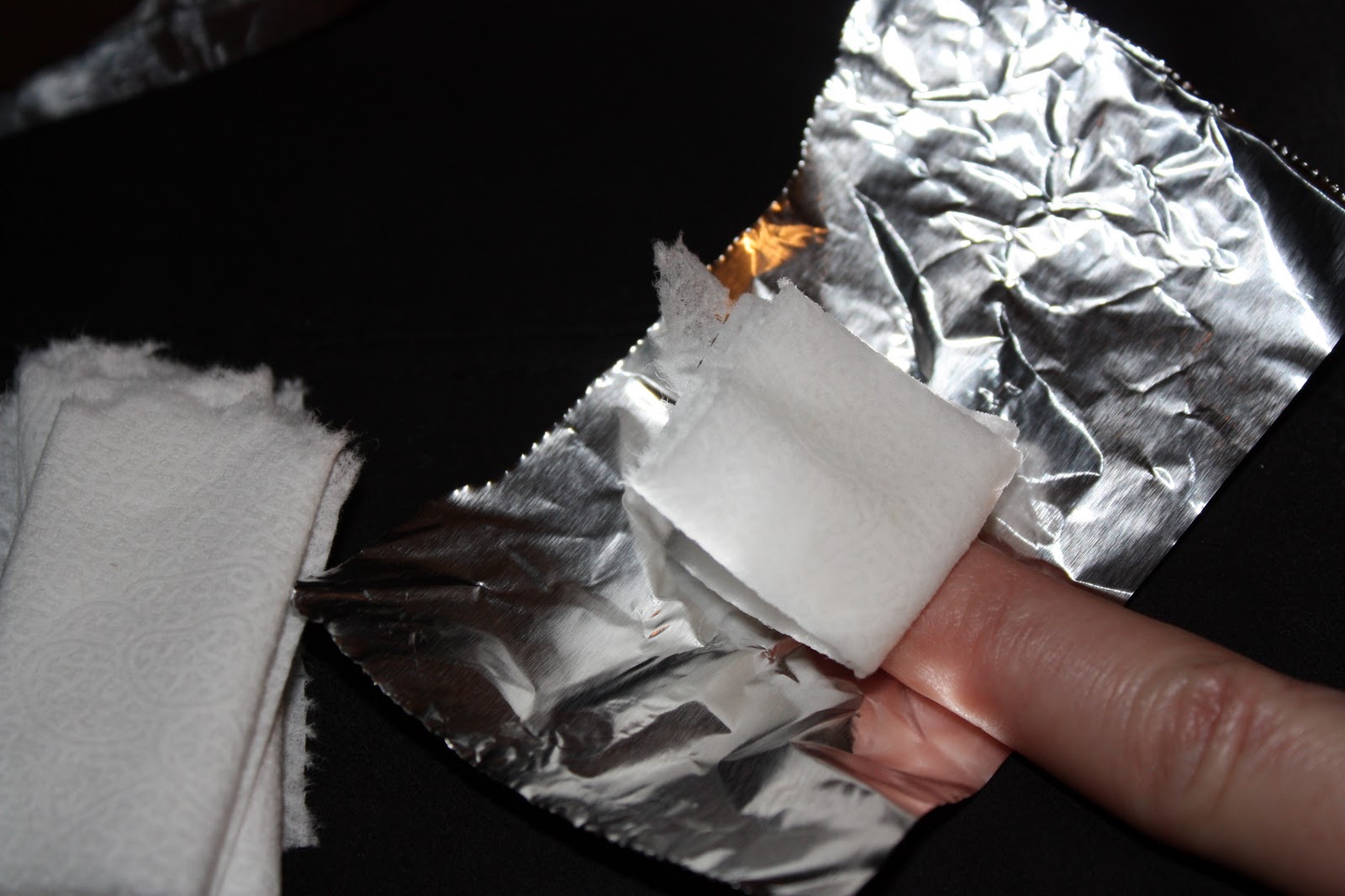 Nails In Nippon Removing Glitter The foil Method