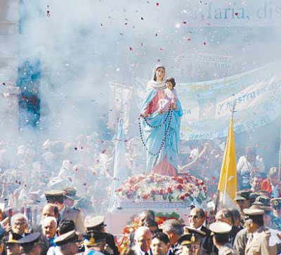 Virgen san nicolas - GLADYS QUIROGA de MOTTA, VIDENTE de San Nicolás, ARGENTINA Virgen+del+Rosario+de+San+Nicol%C3%A1s+Procesi%C3%B3n