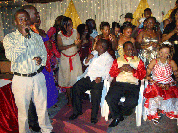 ya wasanii kwa maharusi ambayo ni kulala katika hoteli ya kifahari ya