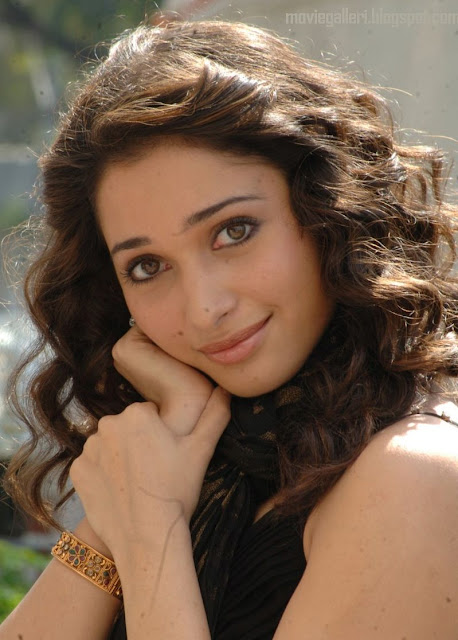 paiya tamanna cute stills tamanna cute photos in paiya movie new