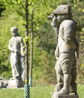 Ombudsmanden har svært ved at stille skarpt på tillidsforholdet - (foto: Nordmandsdalen, Fredenborg slotspark c per-olof johansson)