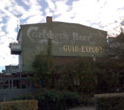 Carlsberg Guld-Export reklame på husgavl i Hillerød 2007