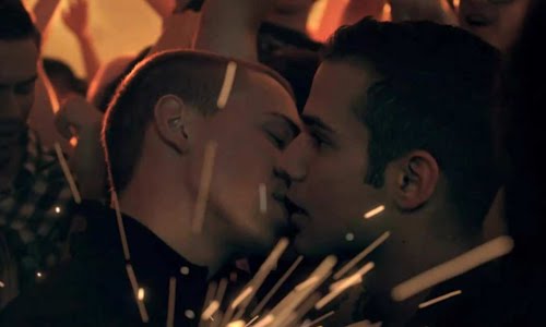 Gay zangief Club shemale powered by phpbb