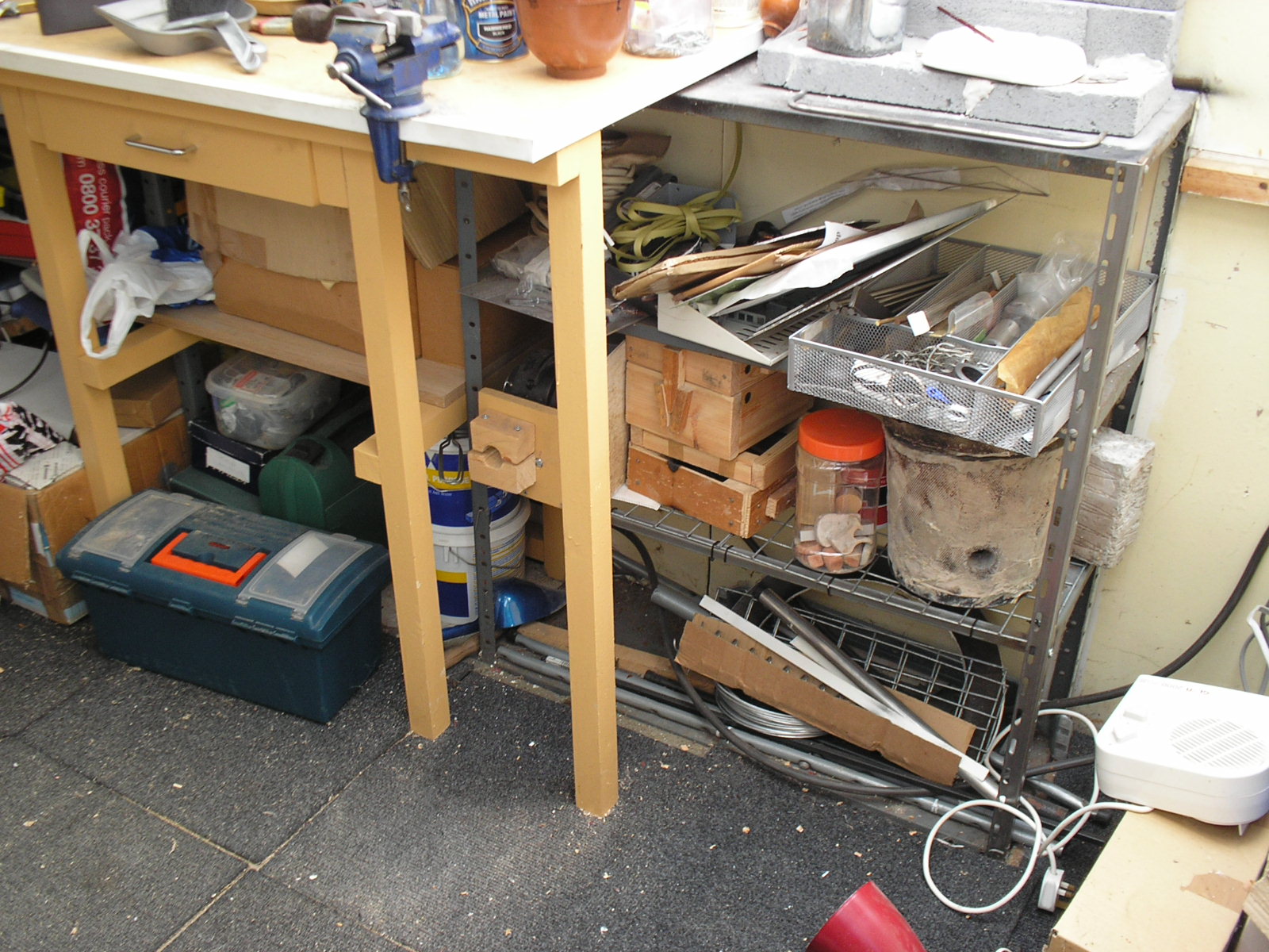 [Shelf+in+Use+2.JPG]