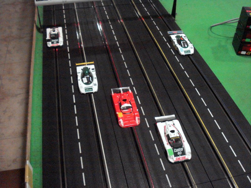 [2.ª+Manga+carros.JPG]