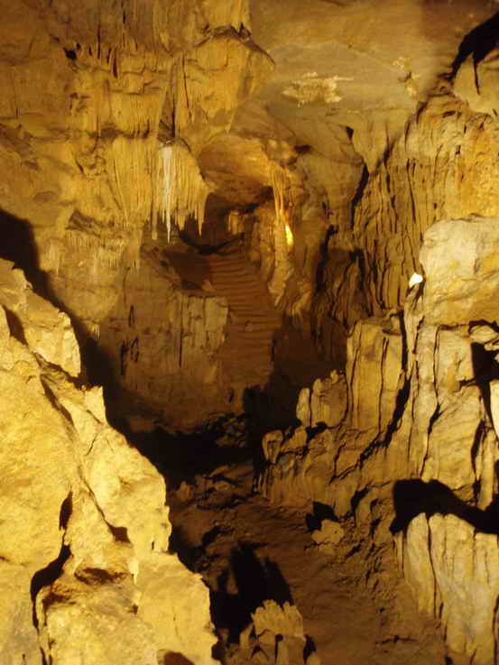 [grutas2.jpg]
