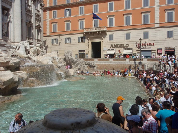 [roma30.jpg]