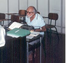 Tofe e sua máquina ... (09-11-1929 / 20-08-2002)