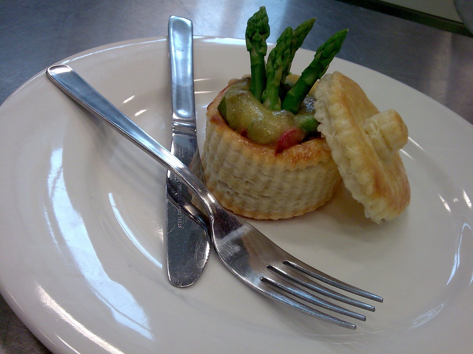 [Image030.jpg]