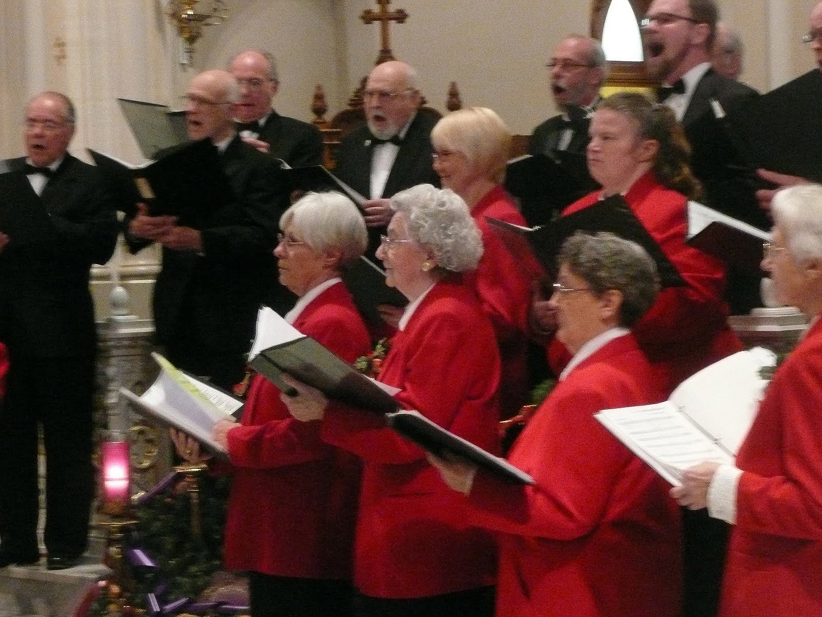 On The Beat in Bluffton: WCPL set to have a German-themed Christmas Open House on Dec. 14