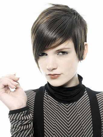 punk hairstyles for women with long hair. Emo Punk Hairstyles Women.1