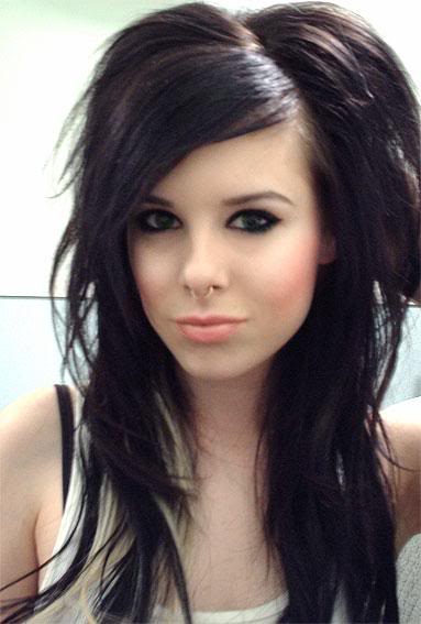 Emo Girls Long Emo Hairstyles with Highlights