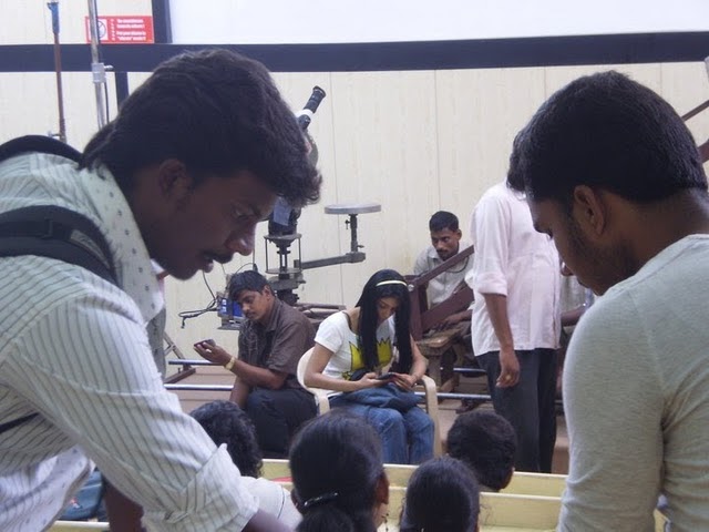 Tamil cinema news & Photos:Indian Cinema: Kaavalan Movie Shooting Spot