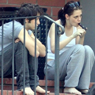Lea+michele+and+dianna+agron+smoking