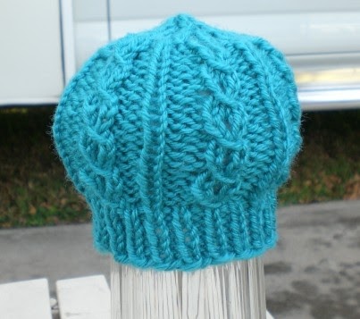 Knitting Up The Road: Beanstalk Preemie Hat Pattern