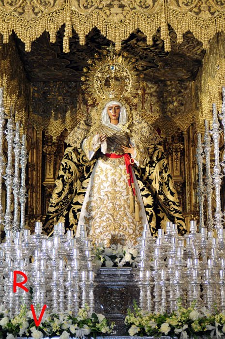 [2010esperanzadetrianapaso2.JPG]