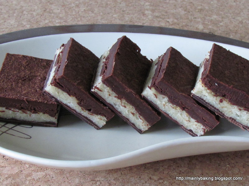 Mainly Baking Rich Chocolate Almond Slice