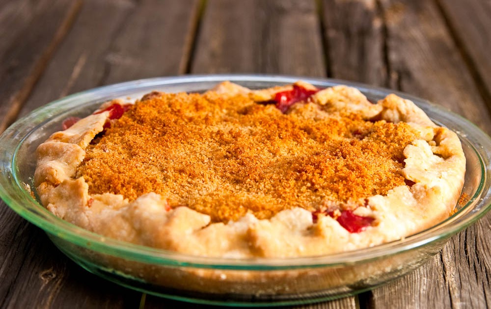 Ecogrl Cooks Vegetarian! Rustic Vegan Strawberry Rhubarb Pie