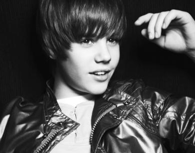 bieber love me. Justin Bieber - Love Me