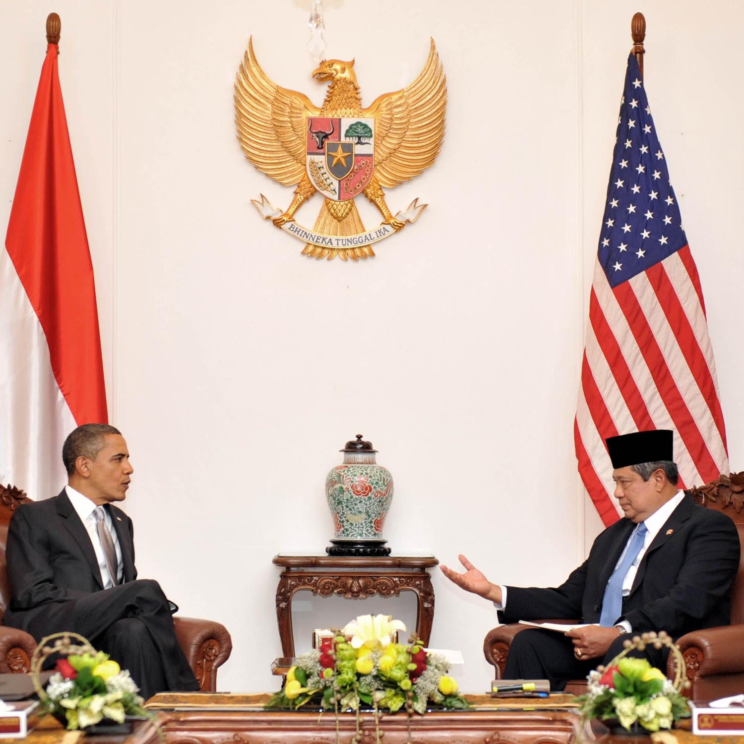 http://2.bp.blogspot.com/_t2pBye2pRuk/TNt3R4cBrsI/AAAAAAAAAis/do0_8ZU091Q/s1600/15090.jpg