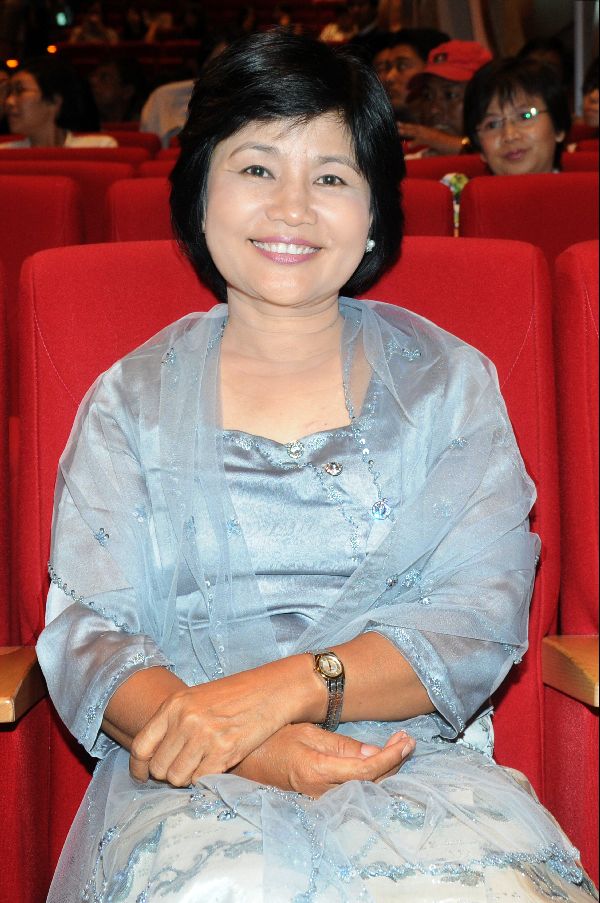 [SG-BUR-LIT-011.jpg]