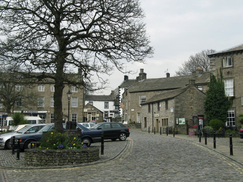 [005+Grassington+Market+square.jpg]