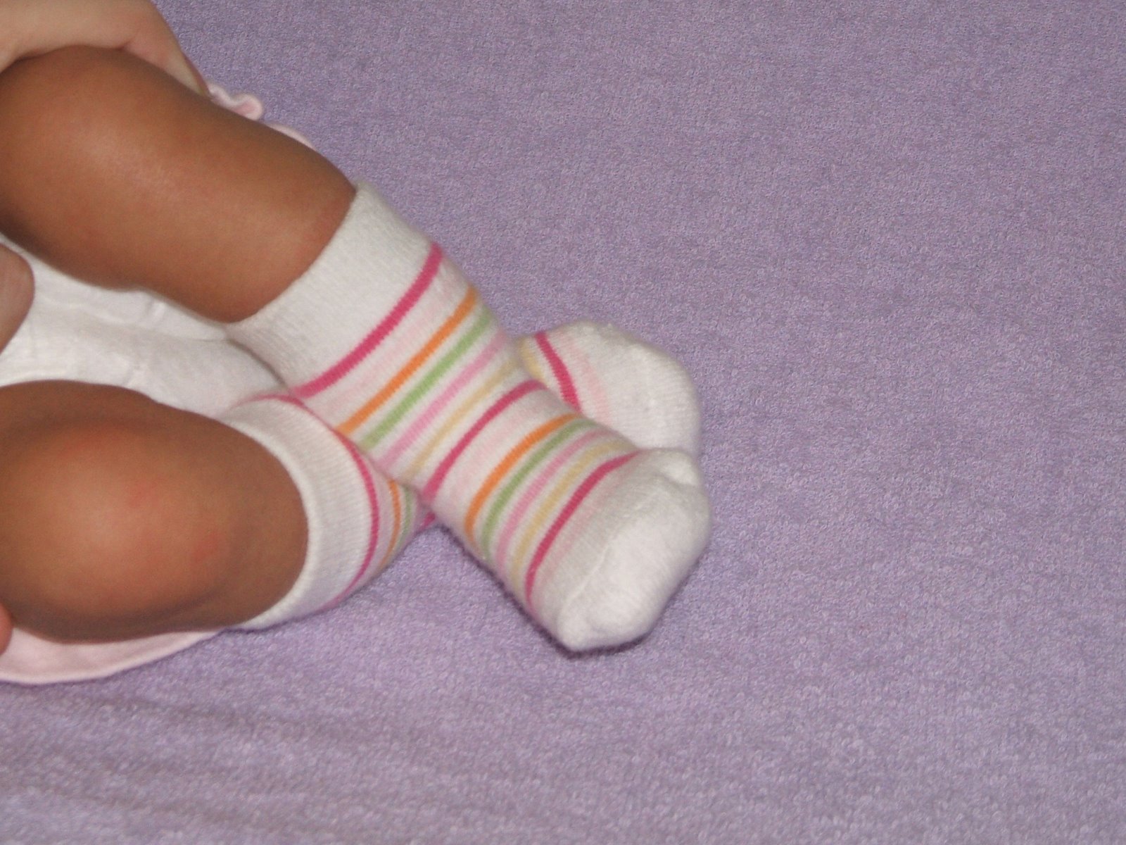 [Miki+socks.jpg]