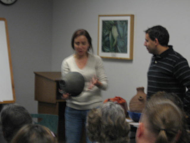 [African+Pots+007.jpg]